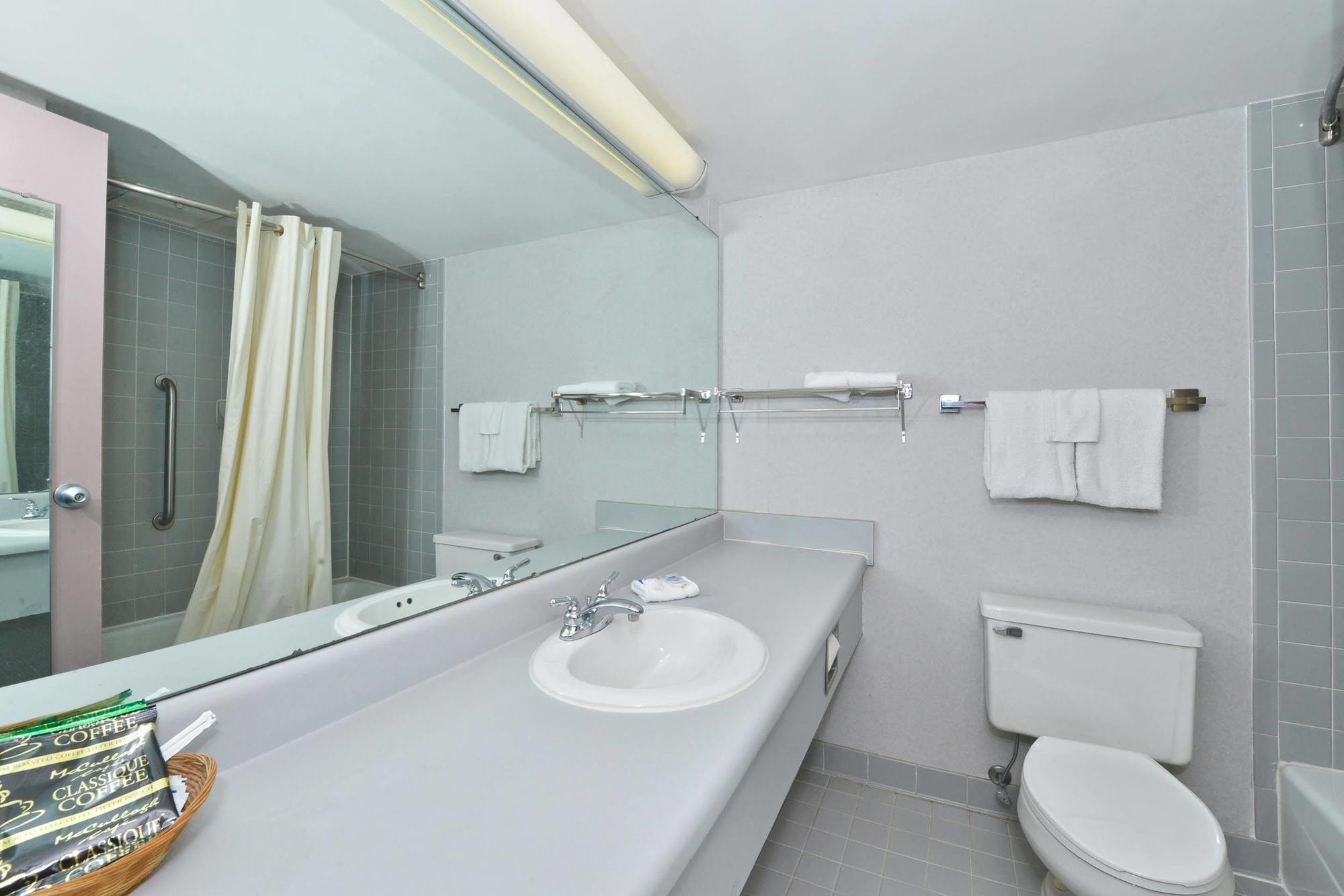 Red Roof Inn Marion, Va מראה חיצוני תמונה